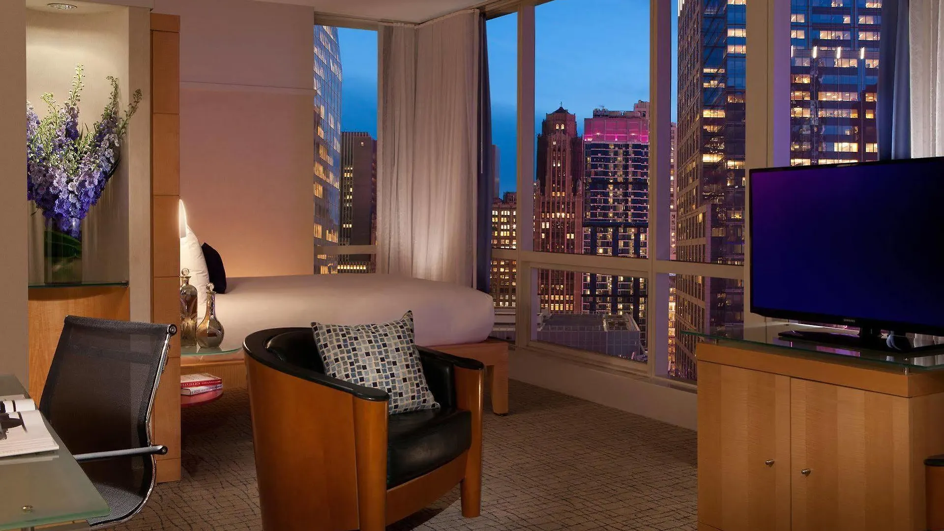 Millennium Premier New York Times Square Hotel 4*,